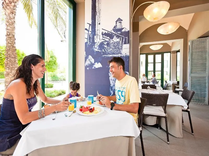 Portaventura Hotel Roulette - Includes Unlimited Access To Portaventura Park & 1 Access To Ferrari Land 萨洛