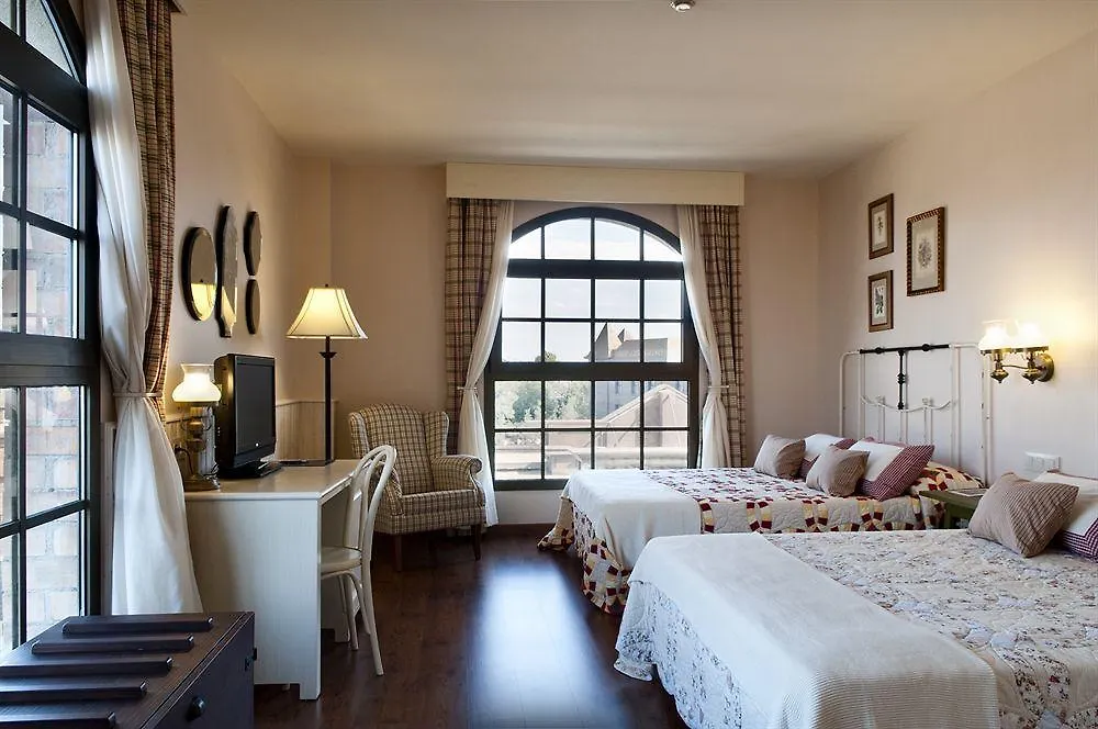 Portaventura Hotel Roulette - Includes Unlimited Access To Portaventura Park & 1 Access To Ferrari Land 萨洛