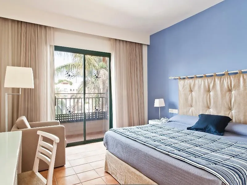 Portaventura Hotel Roulette - Includes Unlimited Access To Portaventura Park & 1 Access To Ferrari Land 萨洛